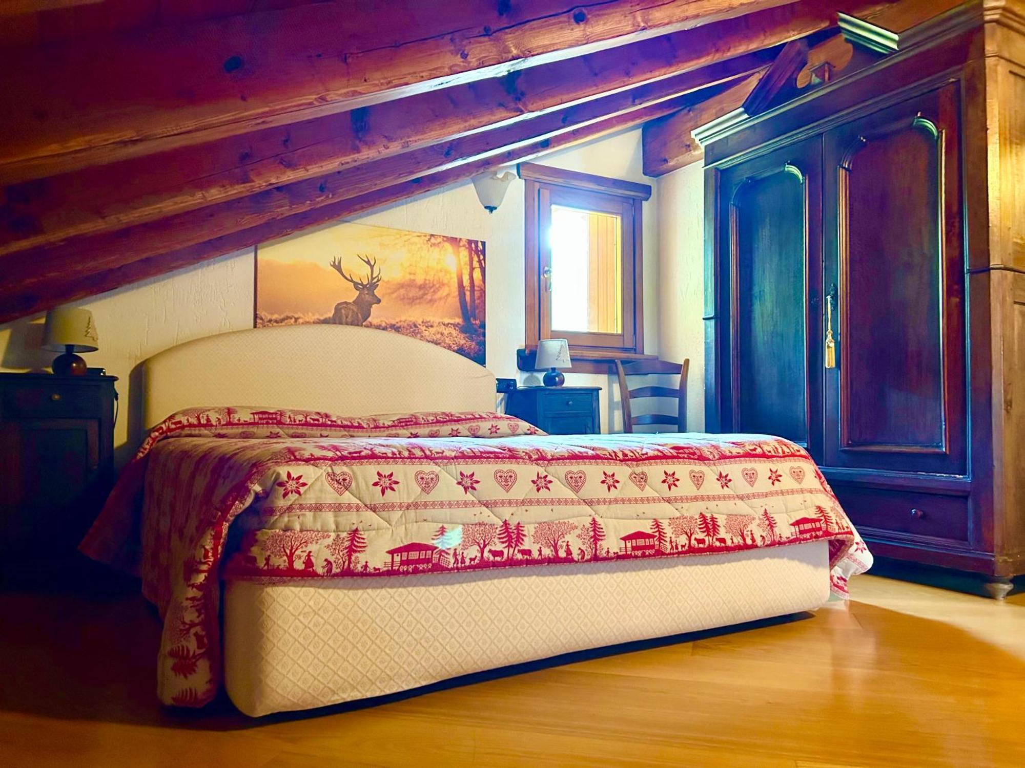 Mansarda Luminosa Apartment La Thuile Bagian luar foto